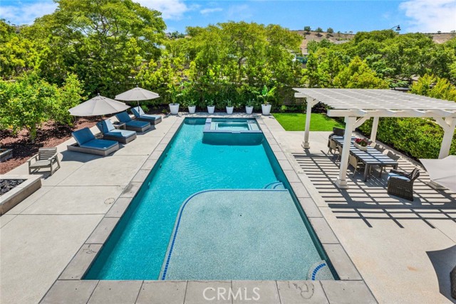 26570 Paseo Tranquila, San Juan Capistrano CA: https://media.crmls.org/medias/06ee41a2-a653-4231-9b68-a4b3716f534f.jpg