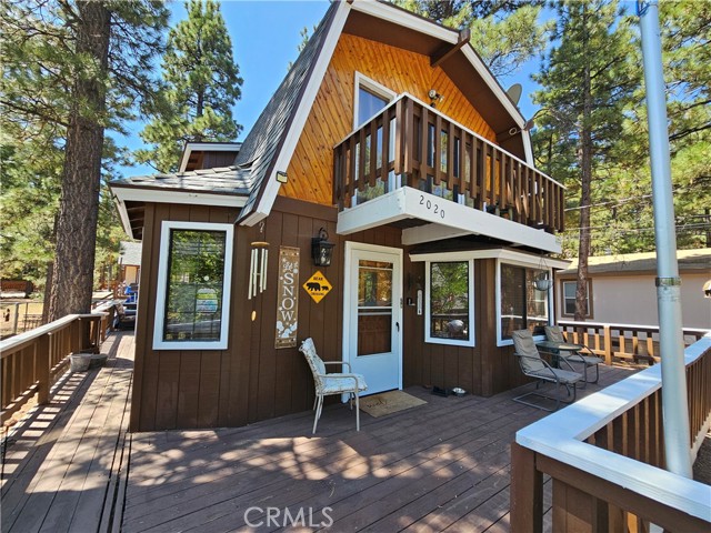 Detail Gallery Image 5 of 36 For 2020 Mahogany Ln, Big Bear City,  CA 92314 - 3 Beds | 2 Baths