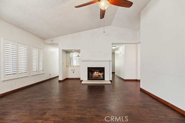 Detail Gallery Image 17 of 57 For 19185 Cochise, Apple Valley,  CA 92308 - 4 Beds | 2 Baths