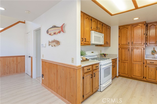 43144 Moonridge Road, Big Bear Lake CA: https://media.crmls.org/medias/06f01439-56bc-4a5f-a38e-7d96e54a5fc2.jpg