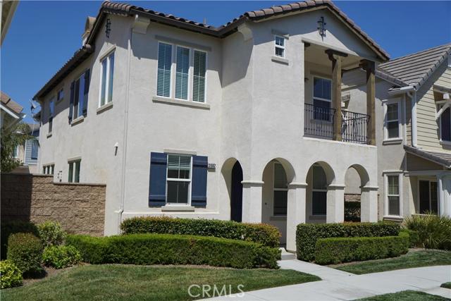 Detail Gallery Image 3 of 31 For 31882 Domenoe Way, Temecula,  CA 92592 - 4 Beds | 3/1 Baths