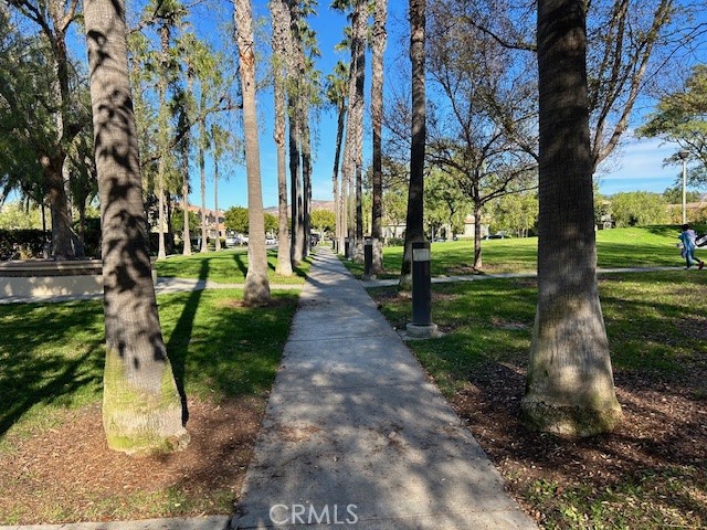 https://media.crmls.org/medias/06f07c1c-4747-426e-b54b-27362b37ff71.jpg?preset=X-Large