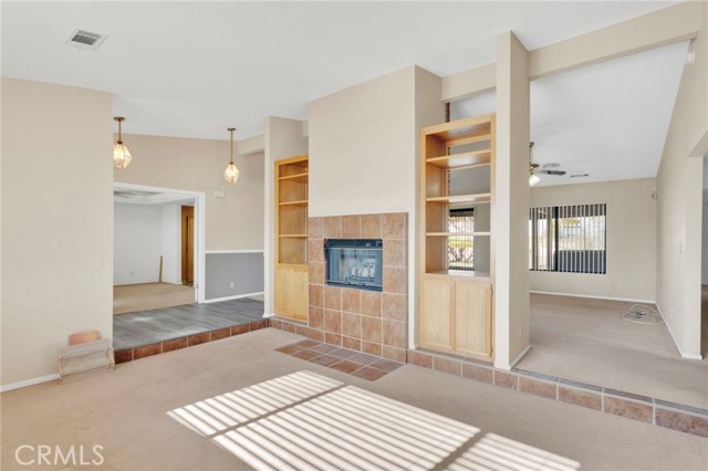 Detail Gallery Image 10 of 66 For 16466 Tude, Apple Valley,  CA 92307 - 4 Beds | 3 Baths