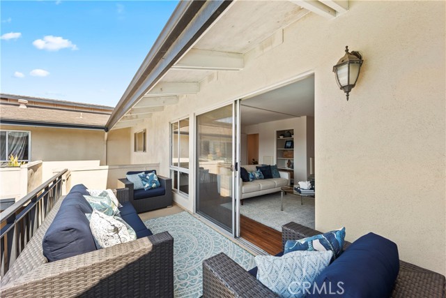 3205 Merrill, Torrance CA: https://media.crmls.org/medias/06f155fc-8bee-4493-aa50-0632ed2ec440.jpg