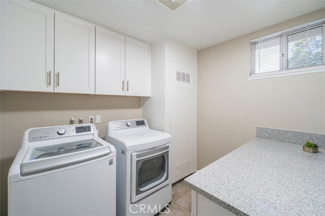 Detail Gallery Image 19 of 36 For 26103 Mcbean Pkwy #130,  Valencia,  CA 91355 - 2 Beds | 2 Baths