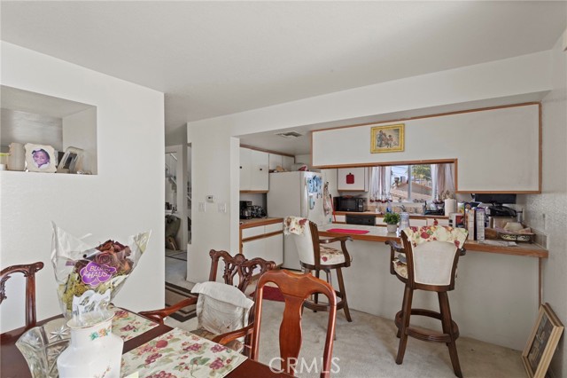 Detail Gallery Image 6 of 13 For 3918 W 118th Pl #8,  Hawthorne,  CA 90250 - 3 Beds | 3 Baths