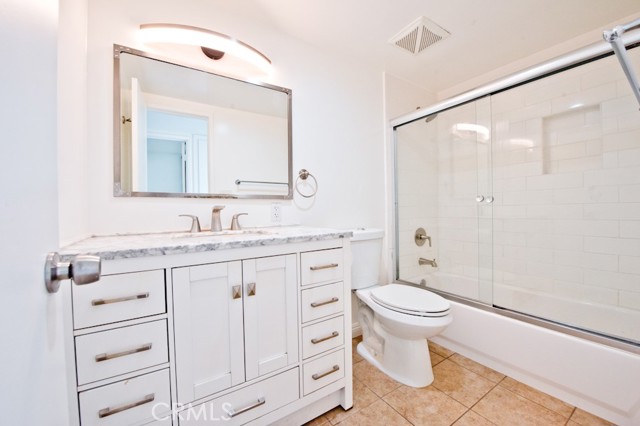 219 Avenida Granada, San Clemente CA: https://media.crmls.org/medias/06f22945-fbdf-4111-b185-08f03bb6f63d.jpg