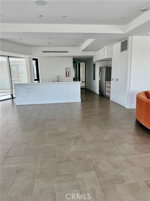 Detail Gallery Image 11 of 29 For 210 N Monterey St #407,  Alhambra,  CA 91801 - 1 Beds | 2 Baths