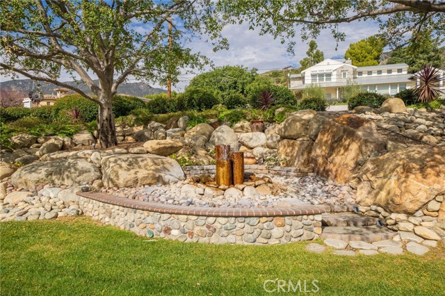 Detail Gallery Image 32 of 39 For 1098 W 25th Street, Upland,  CA 91784 - 4 Beds | 3 Baths