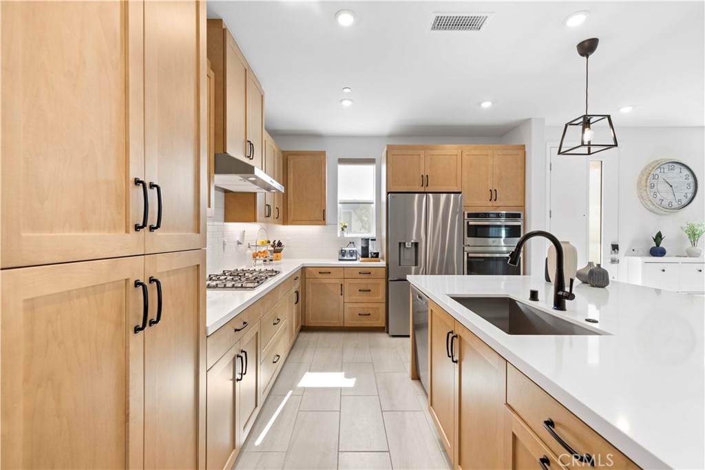 MLS #SR25228736 image #11