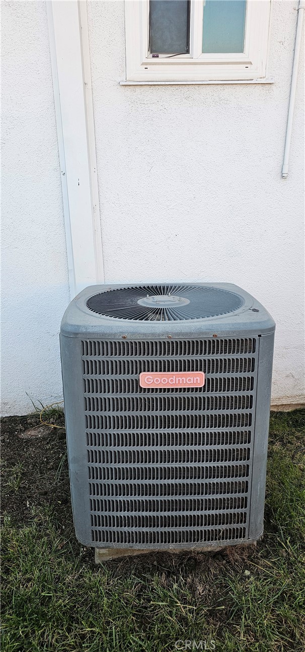 Detail Gallery Image 7 of 28 For 952 Graybar, La Puente,  CA 91744 - 4 Beds | 2 Baths