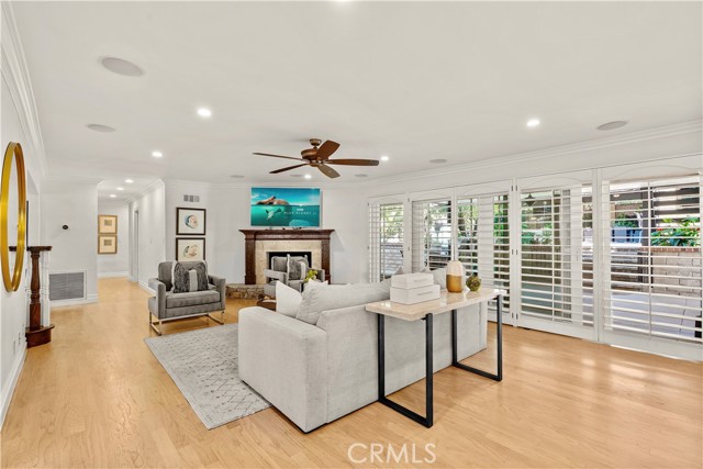 Detail Gallery Image 19 of 57 For 19151 Fowler, Santa Ana,  CA 92705 - 5 Beds | 4 Baths