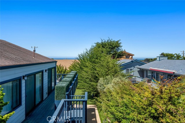 373 Bristol Street, Cambria CA: https://media.crmls.org/medias/06f5a712-e6b6-4a13-b454-d3361cefe358.jpg
