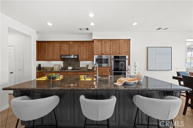 Detail Gallery Image 22 of 65 For 26865 Grey Pl, Stevenson Ranch,  CA 91381 - 5 Beds | 5 Baths