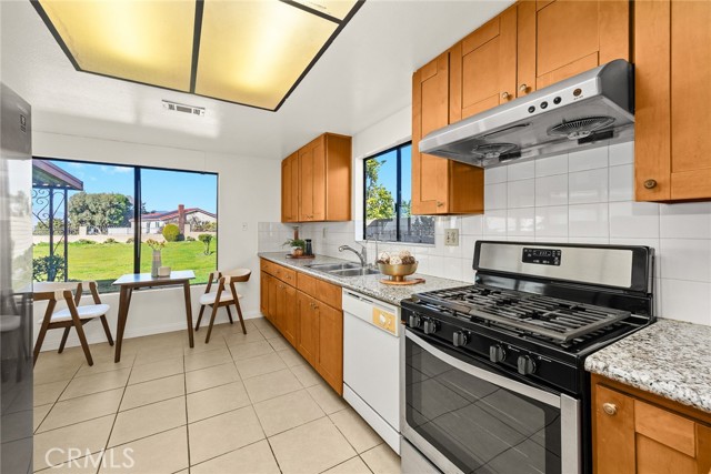 Detail Gallery Image 15 of 48 For 19535 Rogan Ct, Rowland Heights,  CA 91748 - 4 Beds | 2 Baths