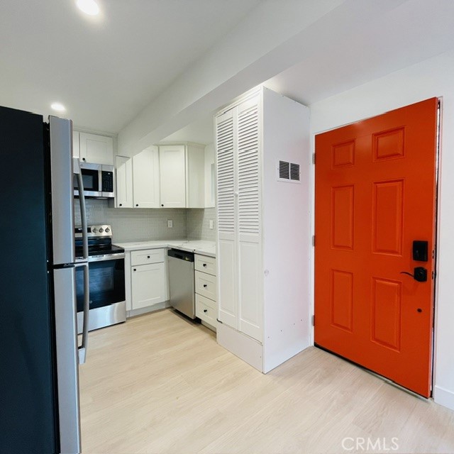 4152 N Business Street #5