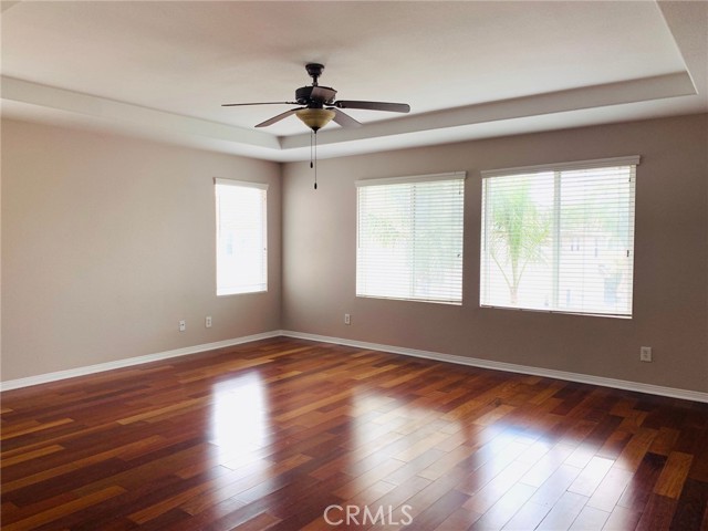 13759 Coldwater Court, Eastvale CA: https://media.crmls.org/medias/06f76ec9-da5b-4bc7-ad5d-aed976275b1d.jpg