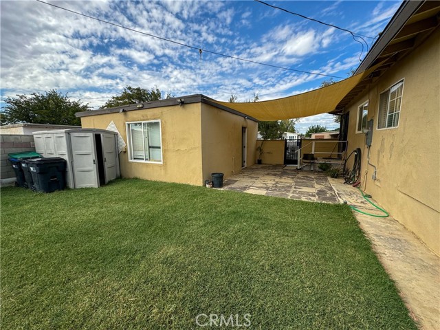 Detail Gallery Image 4 of 6 For 860 W Holguin St, Lancaster,  CA 93534 - 4 Beds | 2 Baths