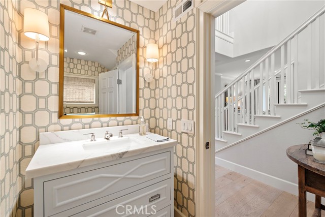 Detail Gallery Image 9 of 29 For 77 Old Course Dr, Newport Beach,  CA 92660 - 4 Beds | 3/1 Baths