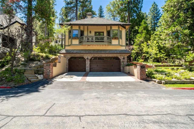 Detail Gallery Image 2 of 66 For 27598 Meadow Bay Dr, Lake Arrowhead,  CA 92352 - 5 Beds | 3/1 Baths