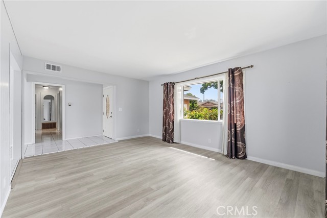 Front Image Thumbnail for CRPW26118386