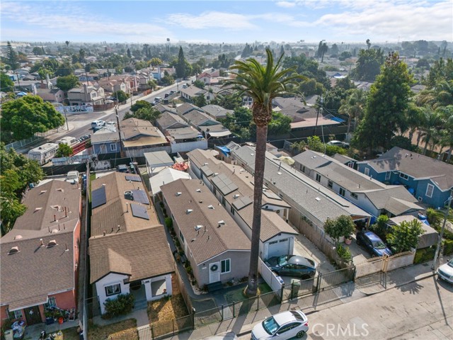 Detail Gallery Image 25 of 26 For 10924 Grape St, Los Angeles,  CA 90059 - 3 Beds | 2 Baths