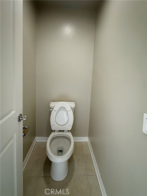 Detail Gallery Image 14 of 25 For 552 Calle Estrella, Montebello,  CA 90640 - 2 Beds | 2 Baths