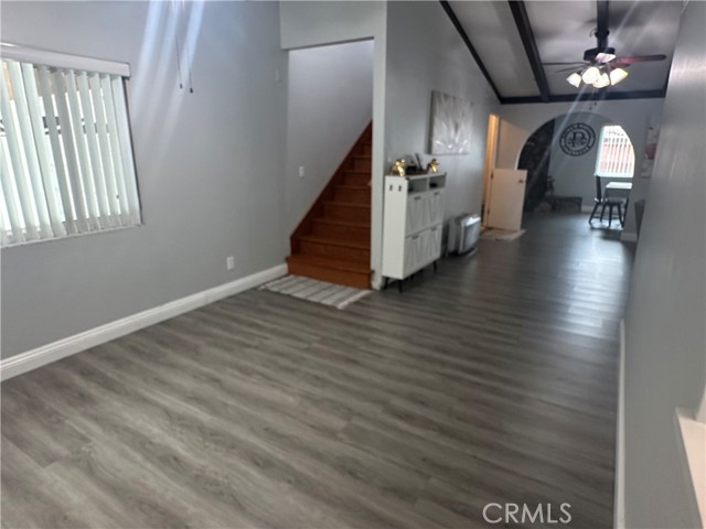 Detail Gallery Image 27 of 44 For 9943 Cedardale Dr, Santa Fe Springs,  CA 90670 - 6 Beds | 3 Baths