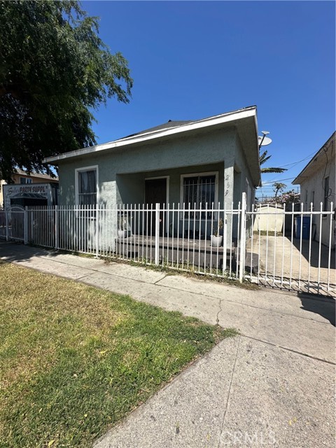 Detail Gallery Image 1 of 3 For 259 E 84th Pl, Los Angeles,  CA 90003 - – Beds | – Baths