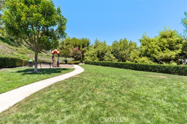 Detail Gallery Image 36 of 56 For 22 Rue Du Chateau, Aliso Viejo,  CA 92656 - 3 Beds | 2/1 Baths