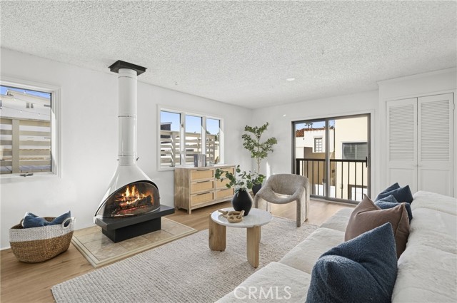 Detail Gallery Image 38 of 49 For 1510 W Oceanfront, Newport Beach,  CA 92663 - – Beds | – Baths