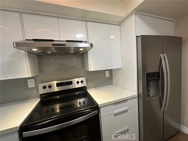 Detail Gallery Image 19 of 49 For 10660 Wilshire Bld #407,  Los Angeles,  CA 90024 - 1 Beds | 2 Baths