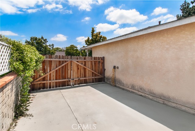 Detail Gallery Image 15 of 15 For 13927 Flatbush Ave, Norwalk,  CA 90650 - 2 Beds | 1 Baths