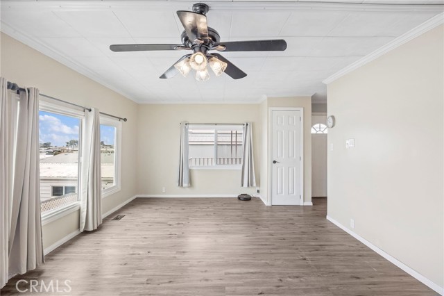 Detail Gallery Image 3 of 25 For 127 Brookside Ln, Oceanside,  CA 92056 - 2 Beds | 2 Baths