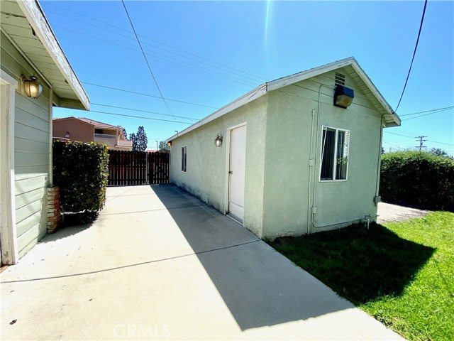 Detail Gallery Image 19 of 25 For 101 S. Olive, Rialto,  CA 92673 - 6 Beds | 2 Baths