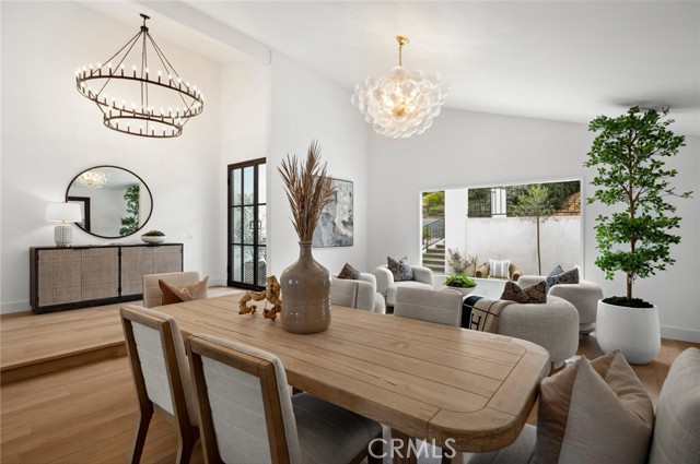 12402 Vista Panorama, North Tustin CA: https://media.crmls.org/medias/06fb9ced-96fb-4a29-b368-28495774bec0.jpg