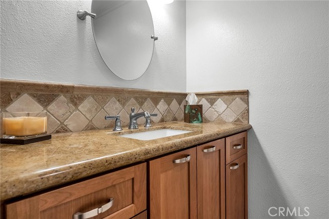 1205 S Catalina S Avenue, Redondo Beach CA: https://media.crmls.org/medias/06fc5d89-4376-44c9-87c2-73ed9bb885a9.jpg