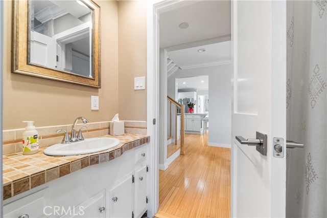 1510 E Maple Avenue, El Segundo CA: https://media.crmls.org/medias/06fc71aa-cbf9-4488-a760-1961f2257385.jpg