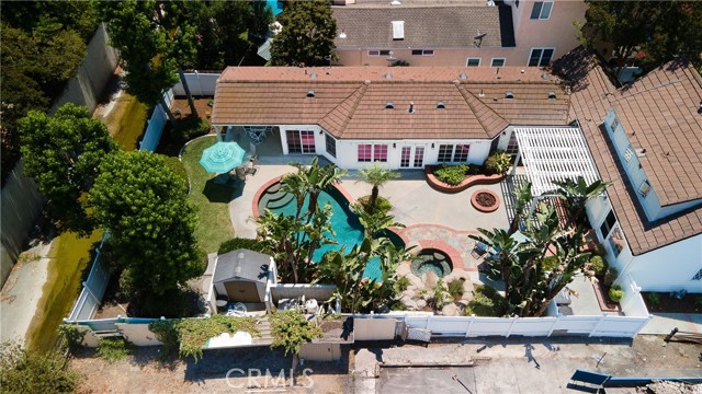 Image 3 for 4142 N Greenbrier Rd, Long Beach, CA 90808