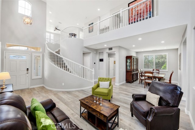 11226 Ravenna Lane, Porter Ranch CA: https://media.crmls.org/medias/06fcc633-0977-4f03-965e-7d820b1ba42f.jpg