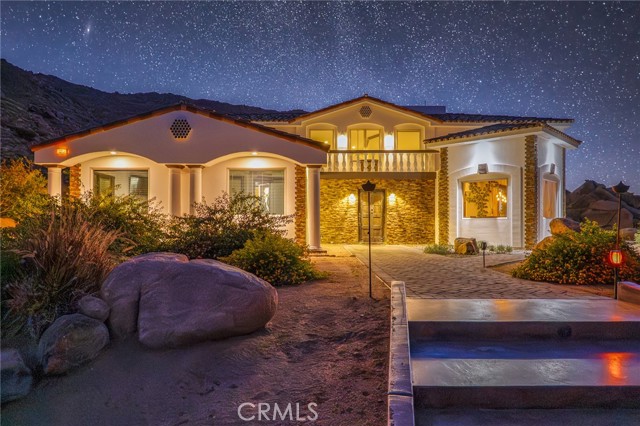 Detail Gallery Image 5 of 58 For 8022 Wesley, Joshua Tree,  CA 92252 - 5 Beds | 4/1 Baths