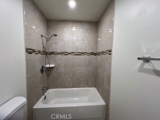 https://media.crmls.org/medias/06fe6e04-b547-4048-b9ab-de7ad6950c0a.jpg?preset=X-Large