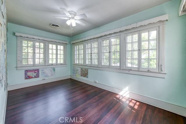 Detail Gallery Image 47 of 66 For 605 E Home Ave, Fresno,  CA 93728 - 5 Beds | 4/1 Baths