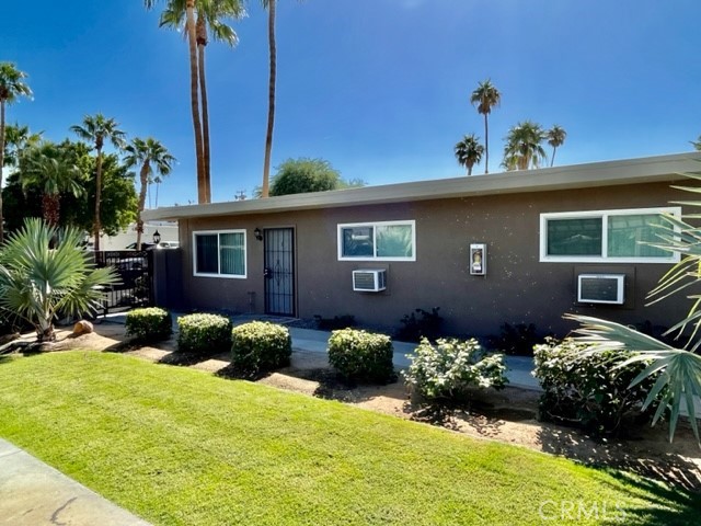 Detail Gallery Image 4 of 21 For 37067 Bankside Dr #B,  Cathedral City,  CA 92234 - 2 Beds | 1 Baths