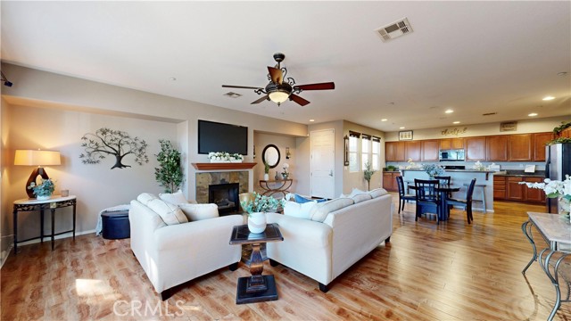 Detail Gallery Image 3 of 29 For 10375 Church, Rancho Cucamonga,  CA 91730 - 3 Beds | 2/1 Baths