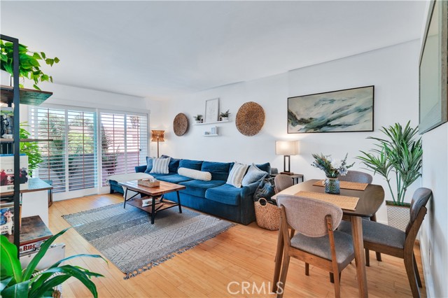 2884 Sawtelle Boulevard, Los Angeles CA: https://media.crmls.org/medias/0702f251-bc96-4d72-b169-1c545698fe0b.jpg