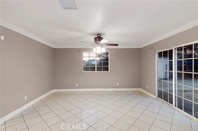 Detail Gallery Image 17 of 26 For 664 W 14th St, San Bernardino,  CA 92405 - 3 Beds | 3 Baths