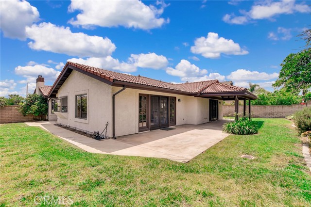 5697 Los Robles, La Verne CA: https://media.crmls.org/medias/07043e05-4933-4eb7-931c-b1abc59b32a0.jpg