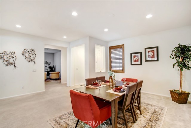 Detail Gallery Image 4 of 14 For 33919 Galleron St, Temecula,  CA 92592 - 3 Beds | 2 Baths