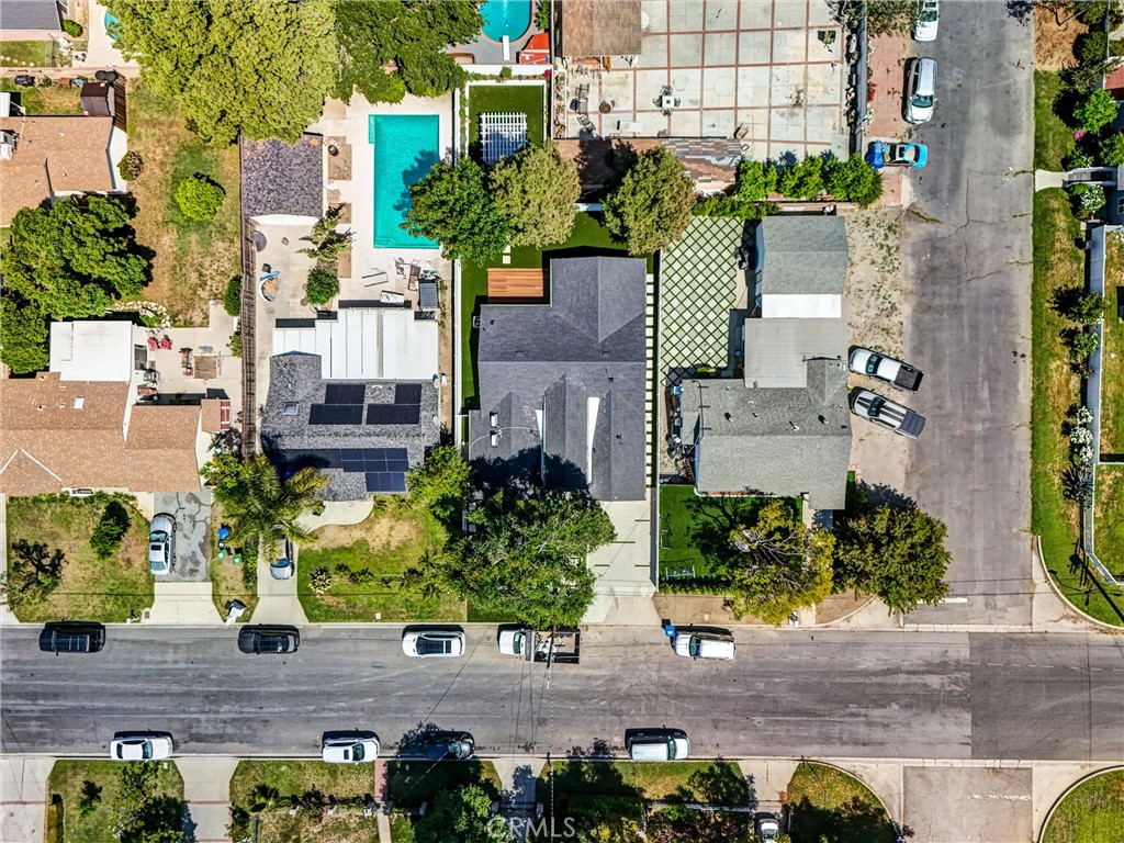 https://media.crmls.org/medias/07050006-99ea-406a-a1d4-d2725bb9d1c1.jpg?preset=X-Large